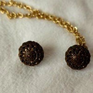 2 vintage gold buttons